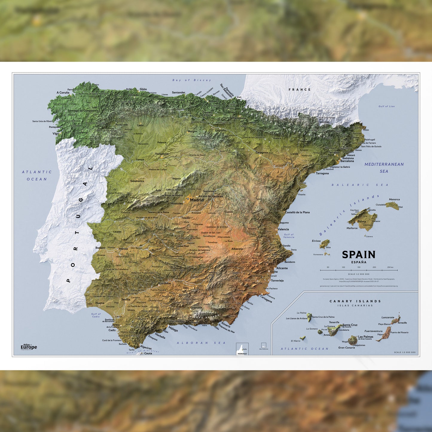 Shaded relief map of Spain (70x50 cm)
